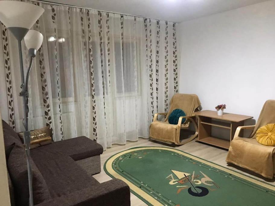 Apartament Confortabil 피테슈티 외부 사진